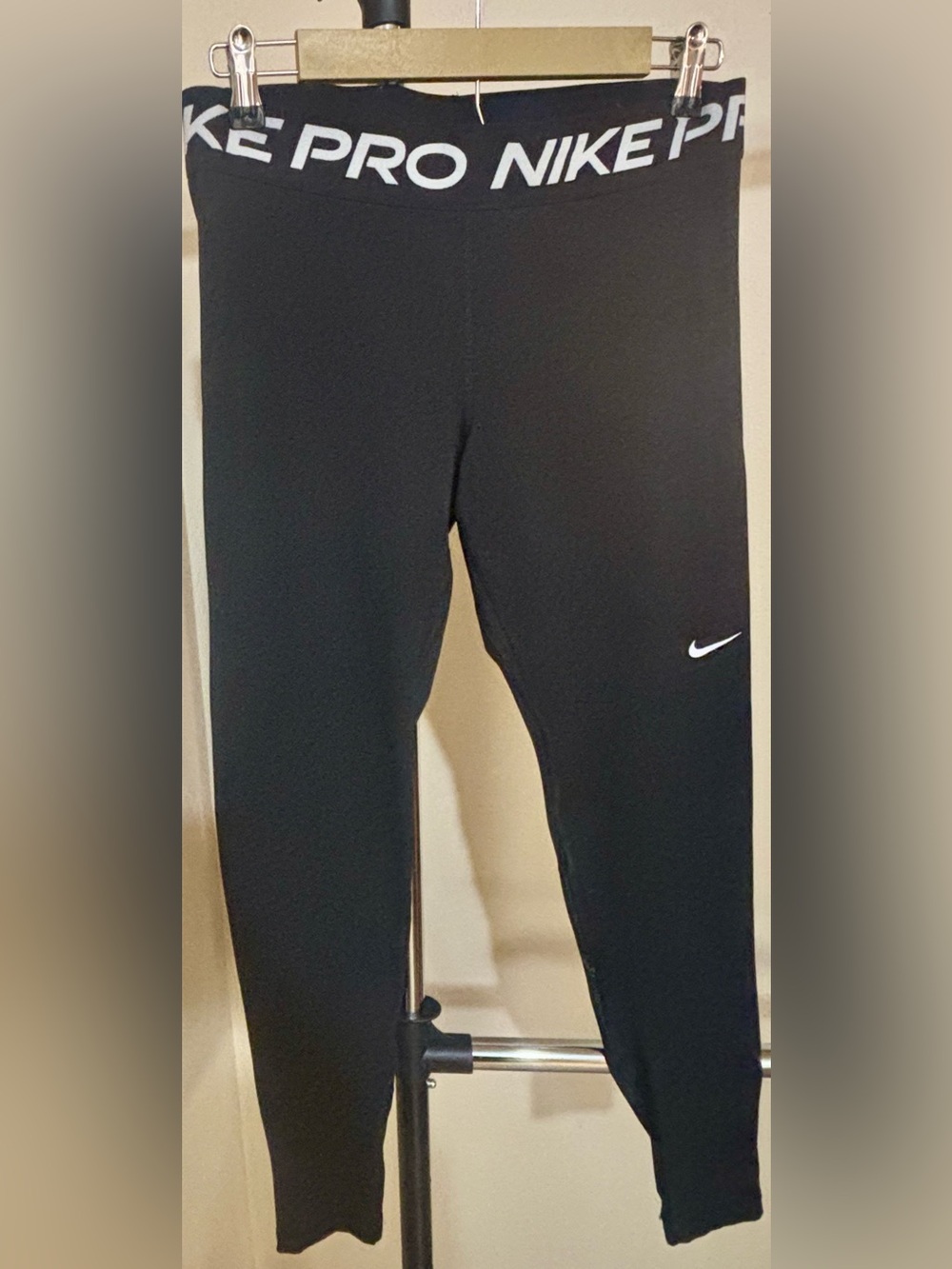 Nike Pro Dri-FIT Compression Leggings NWOT Women’s Large